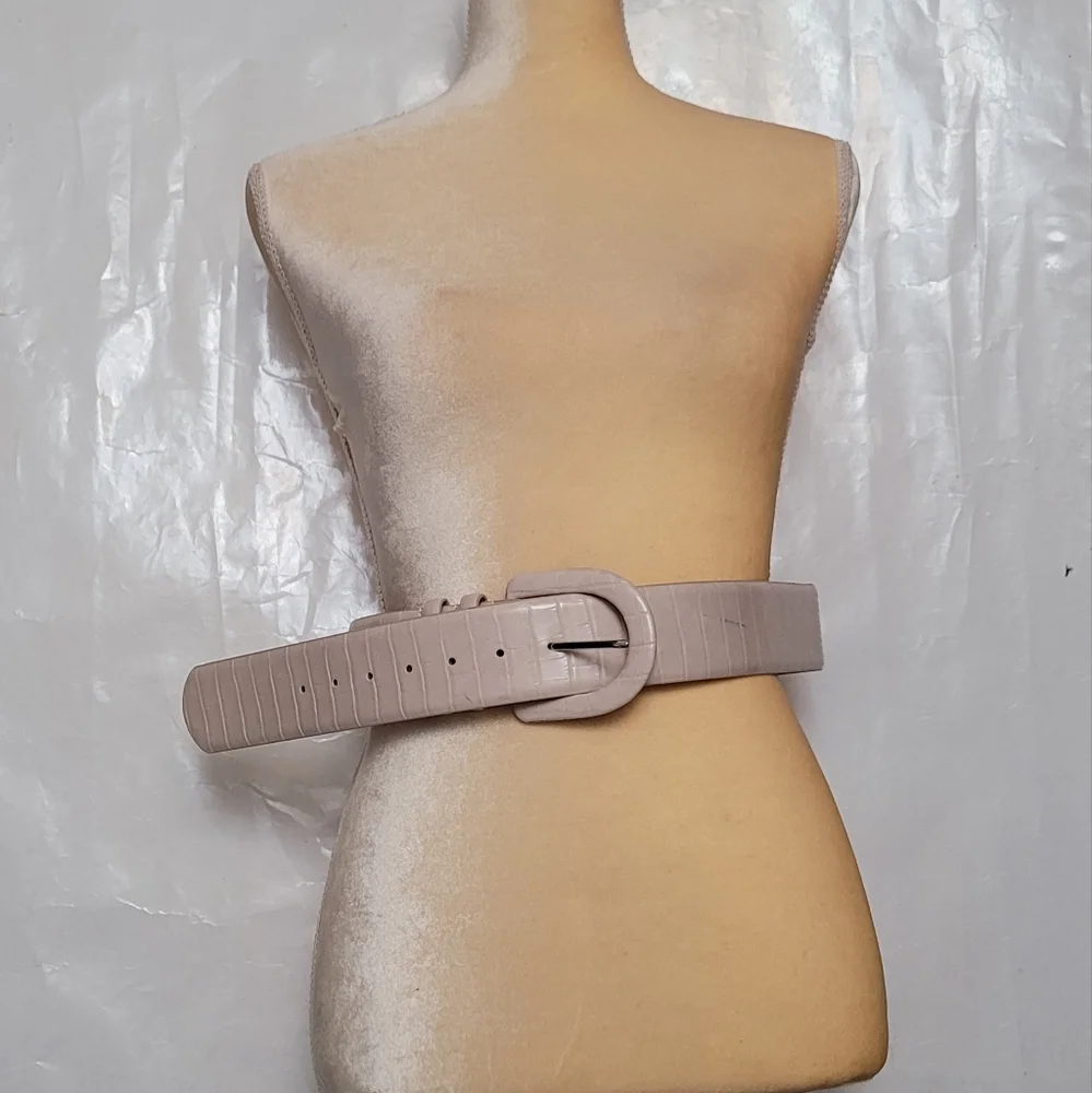 INC International Concepts Croc Embossed Stretch Belt Taupe Size M L New $35